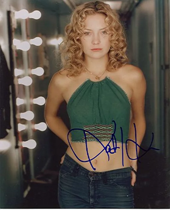 Kate Hudson autograph