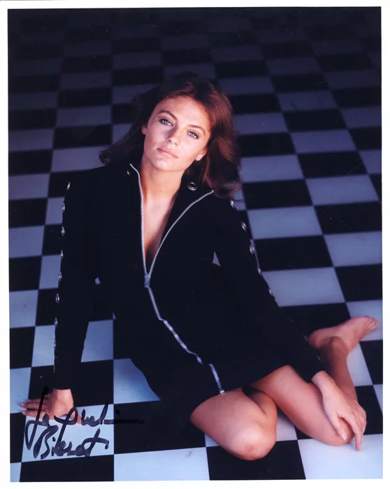Jacqueline Bisset autograph