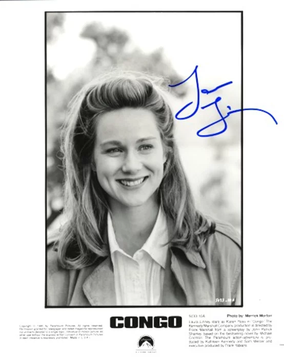 Laura Linney autograph