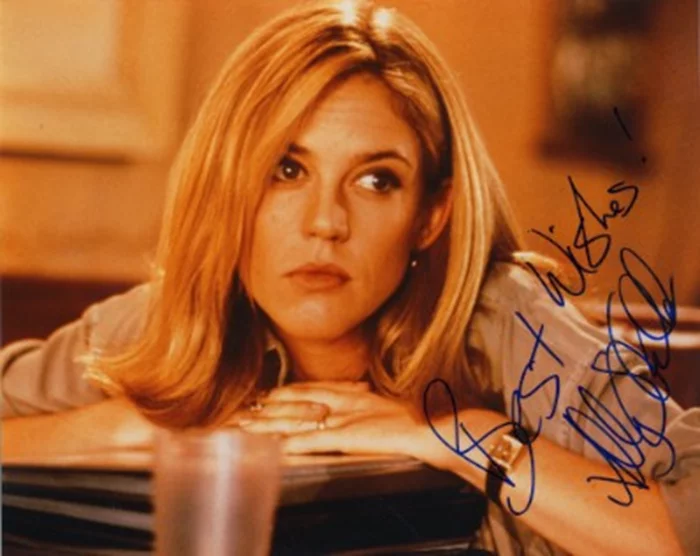 Ally Walker autograph