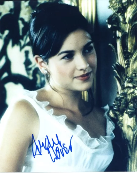 Amelia Warner autograph