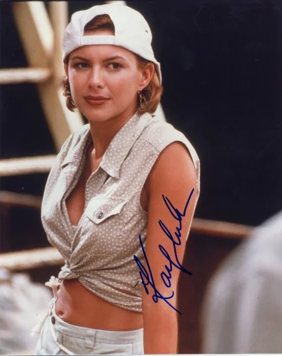 Kari Wuhrer autograph