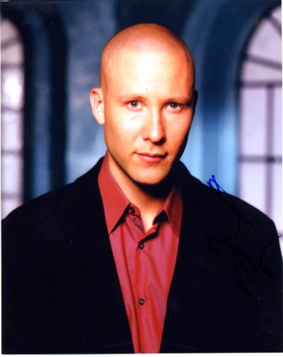 Michael Rosenbaum autograph