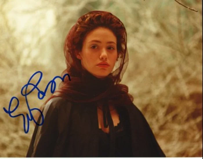 Emmy Rossum autograph
