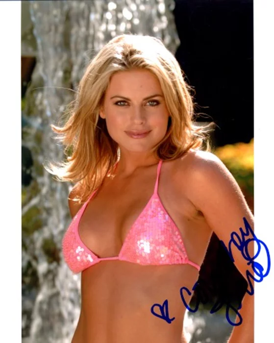 Courtney Friel autograph