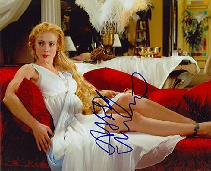 Alyssa Milano autograph