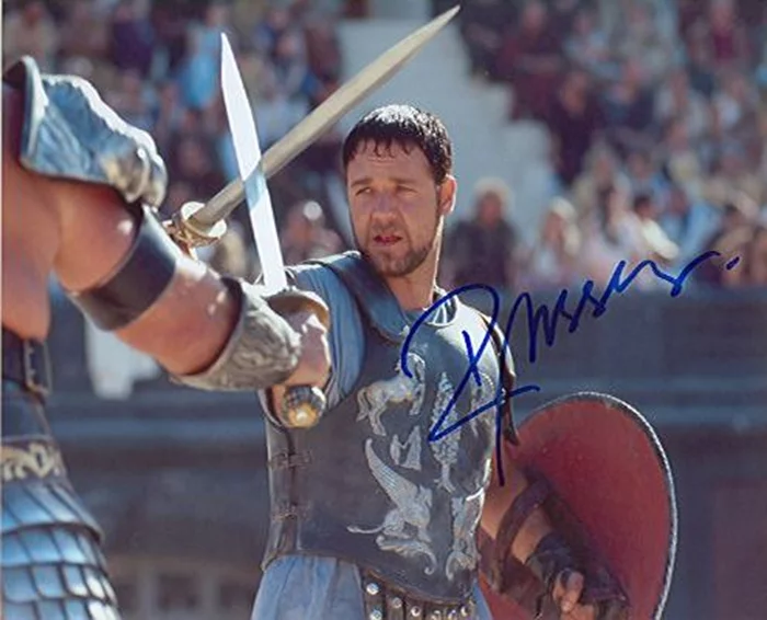 Russell Crowe autograph