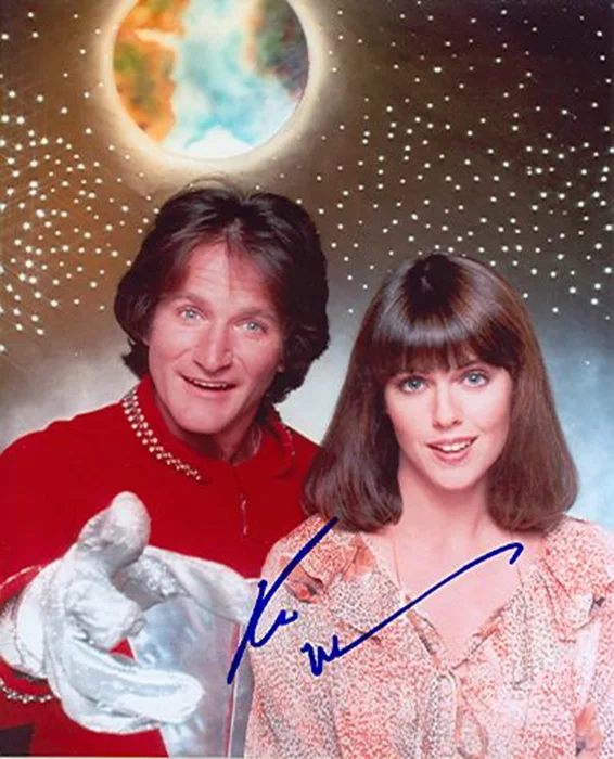 Robin Williams autograph