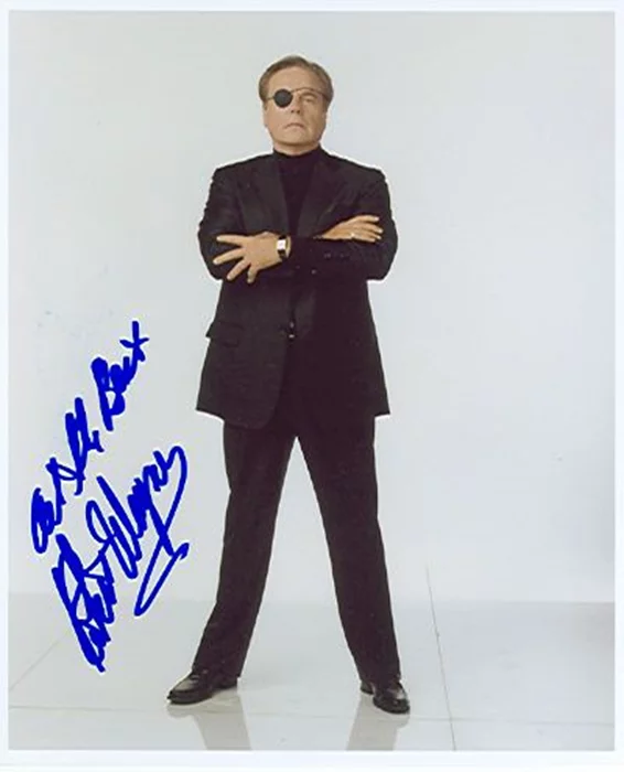Robert Wagner autograph
