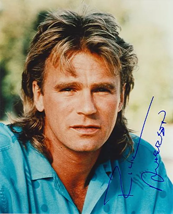 Richard Dean Anderson autograph
