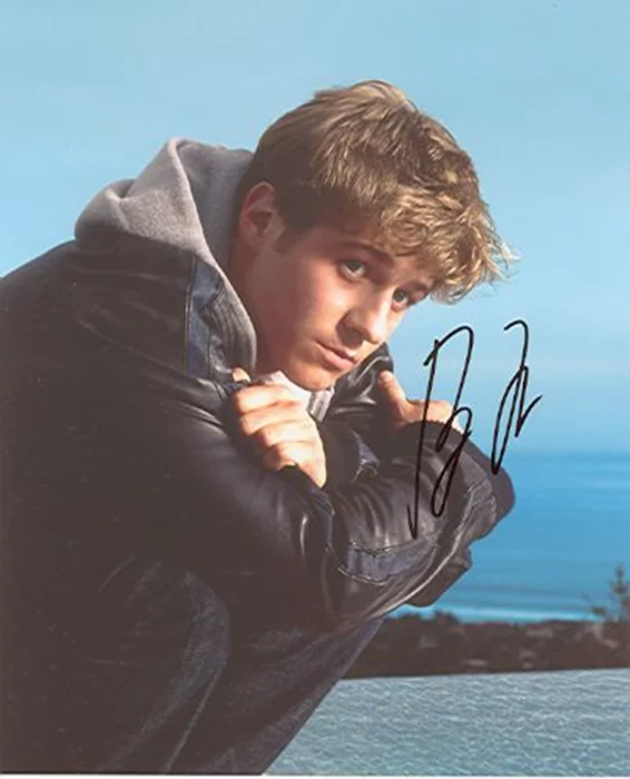 Benjamin McKenzie autograph