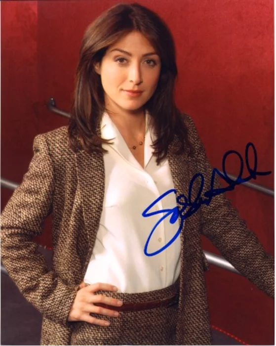 Sasha Alexander autograph