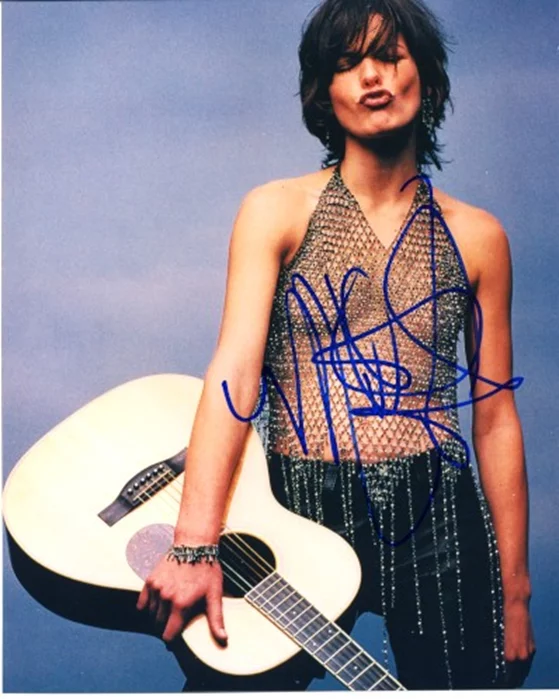 Milla Jovovich autograph