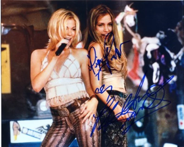Coyote Ugly autograph