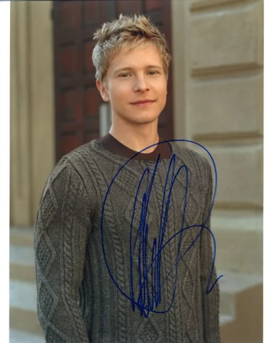 Matt Czuchry autograph