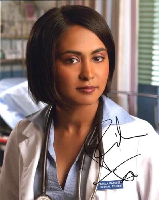 Parminder Nagra autograph