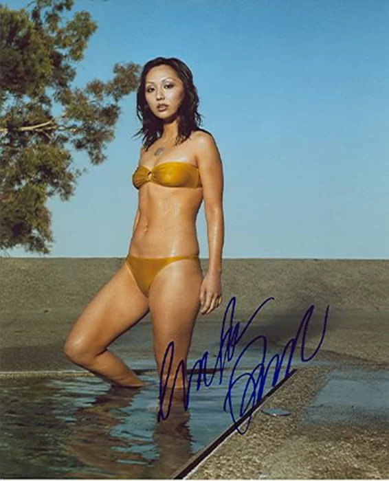 Linda Park autograph