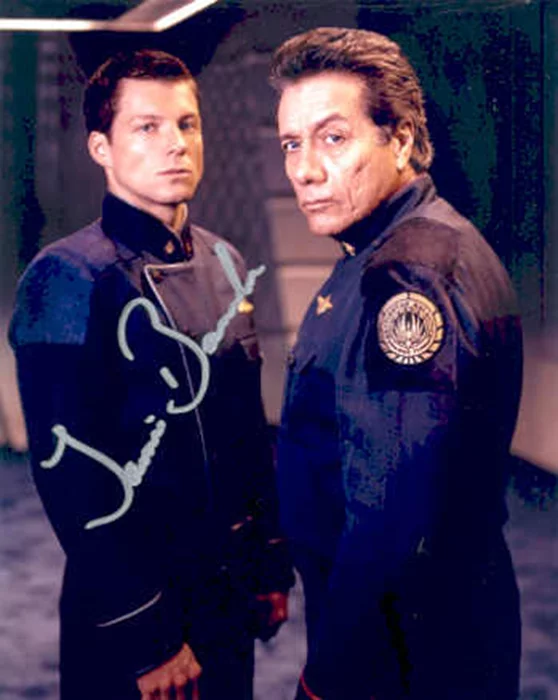 Jamie Bamber autograph