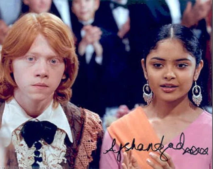 Afshan Azad autograph