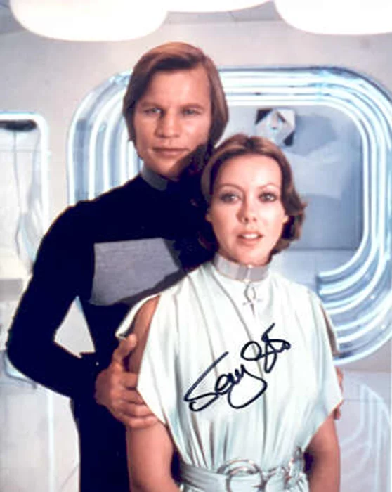 Jenny Agutter autograph