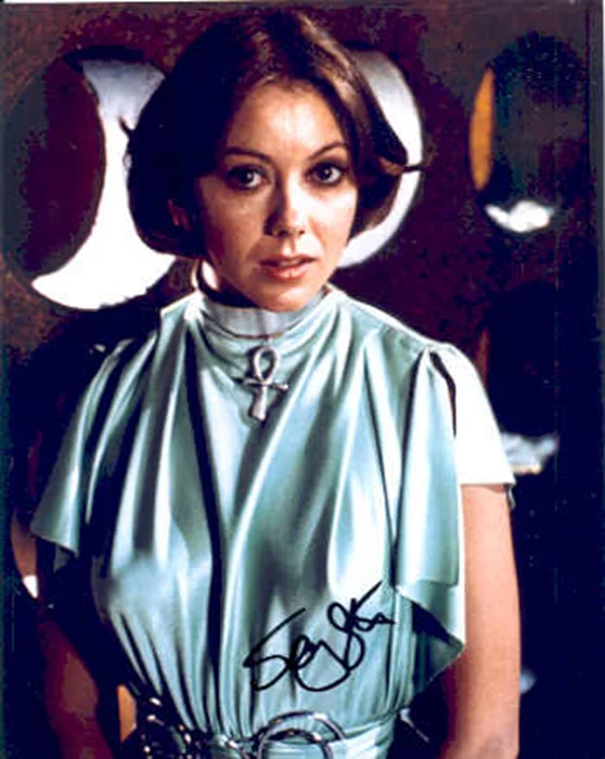 Jenny Agutter autograph
