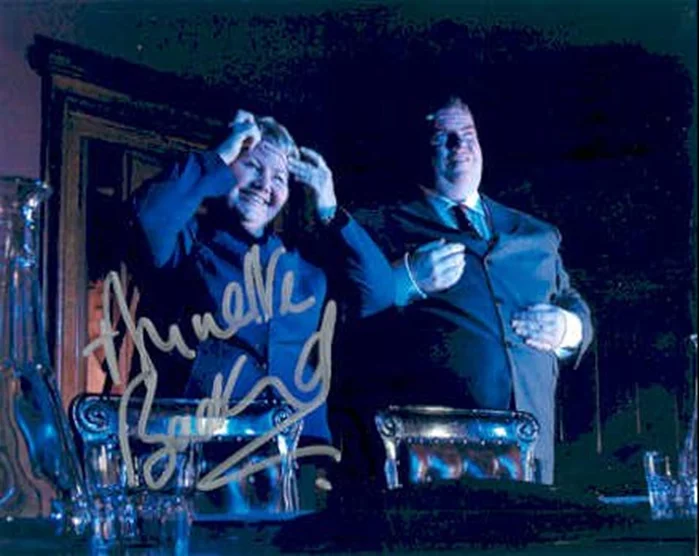 Annette Badland autograph