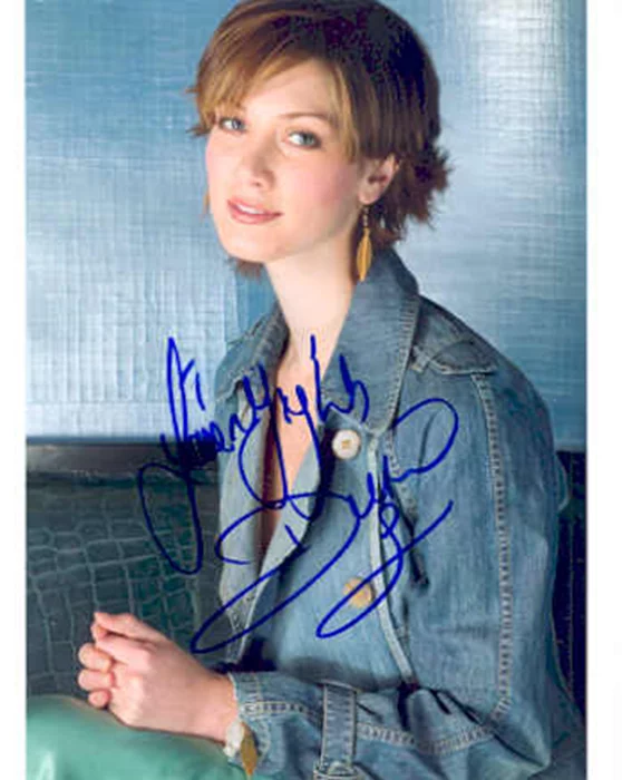 Delta Goodrem autograph