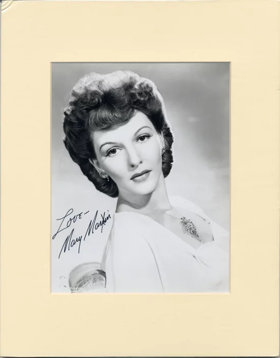 Mary Martin autograph