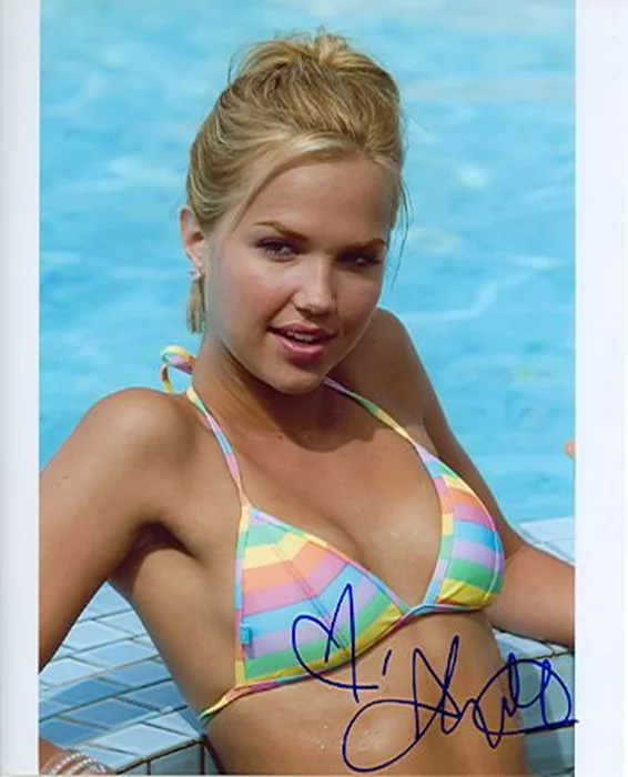 Arielle Kebbel autograph