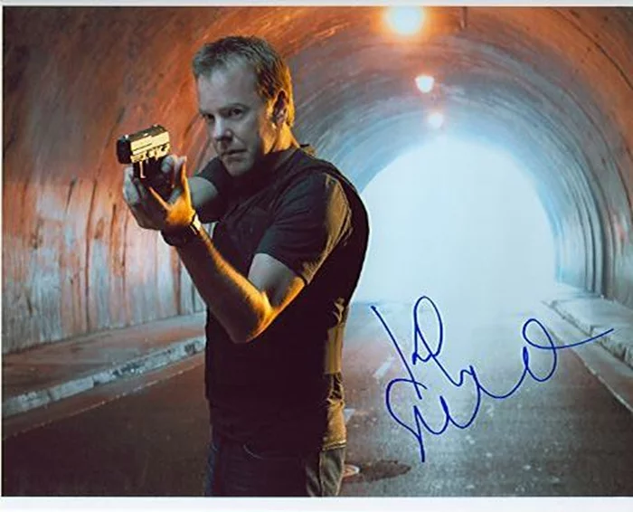 Kiefer Sutherland autograph