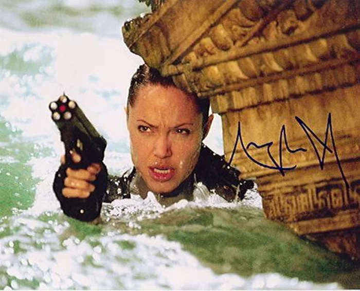 Angelina Jolie autograph