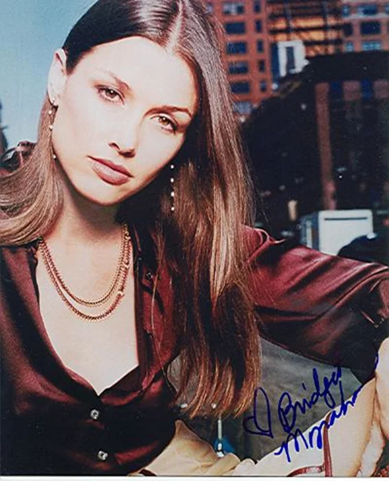 Bridget Moynahan autograph