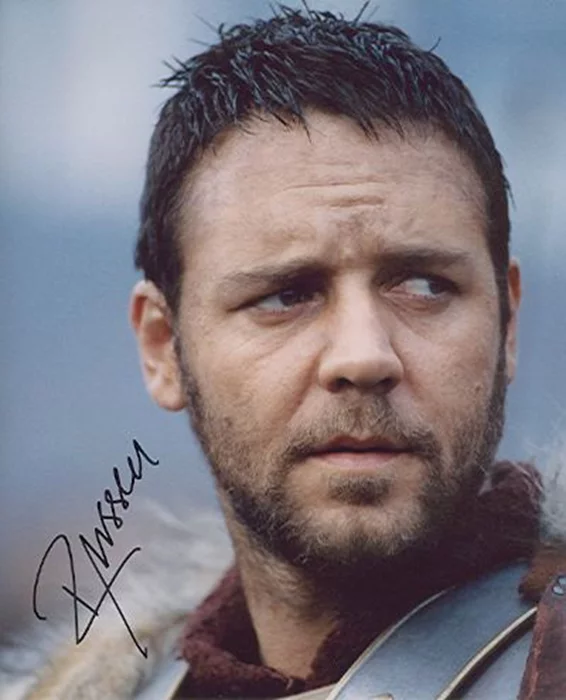 Russell Crowe autograph