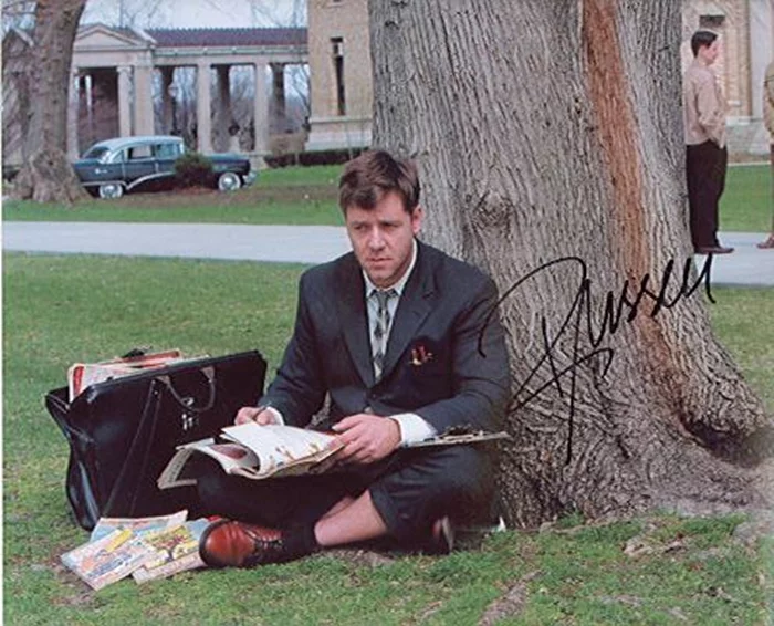 Russell Crowe autograph