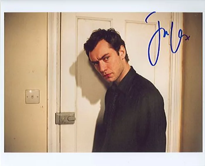 Jude Law autograph