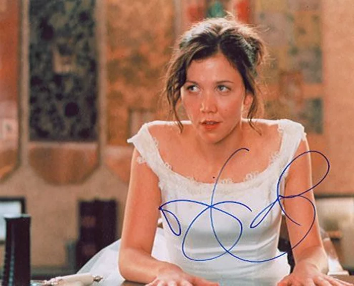 Maggie Gyllenhaal autograph