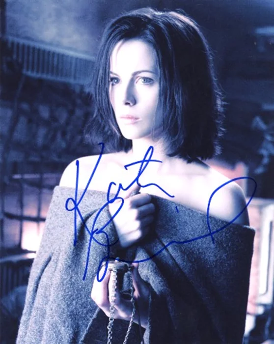 Kate Beckinsale autograph