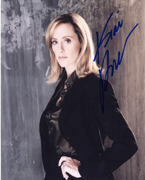 Kim Raver autograph