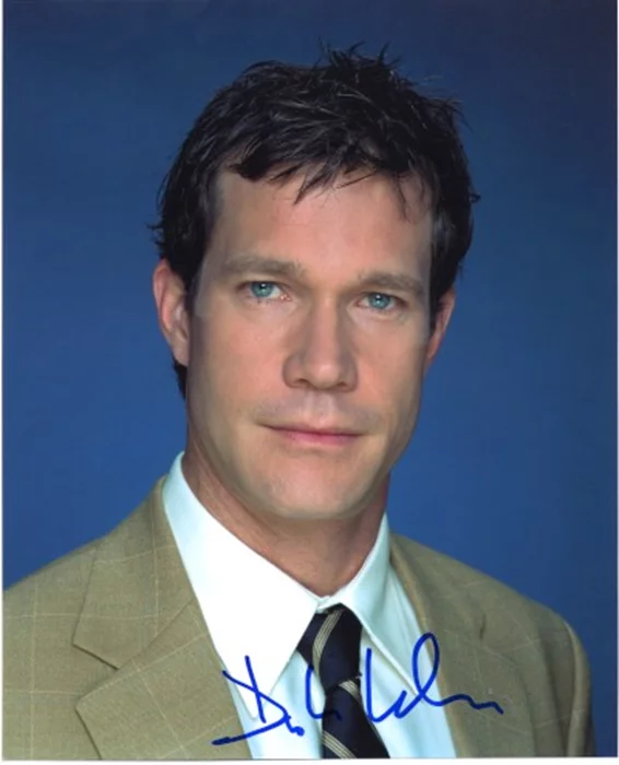 Dylan Walsh autograph