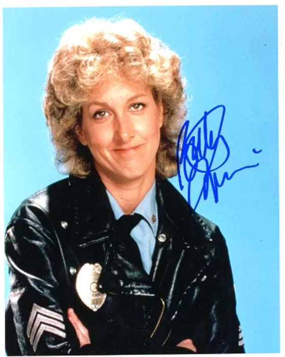 Betty Thomas autograph
