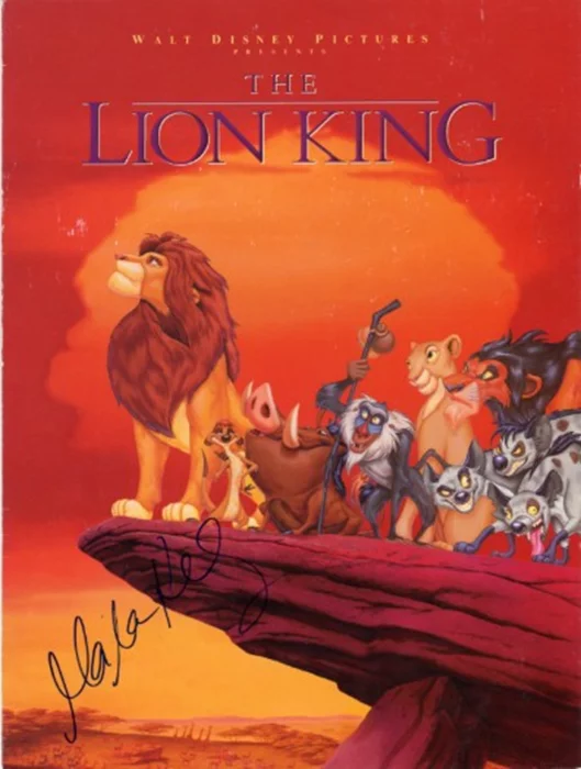 Moira Kelly autograph