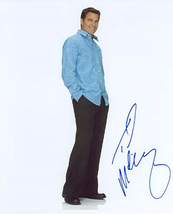 Ted McGinley autograph