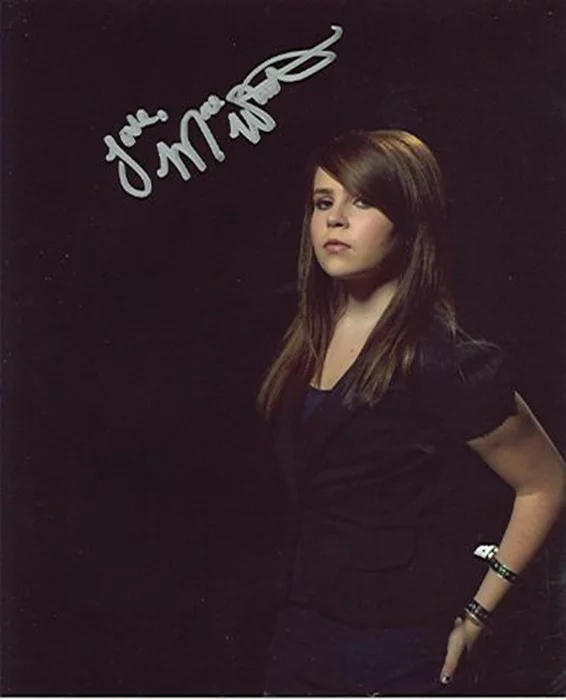 Mae Whitman autograph