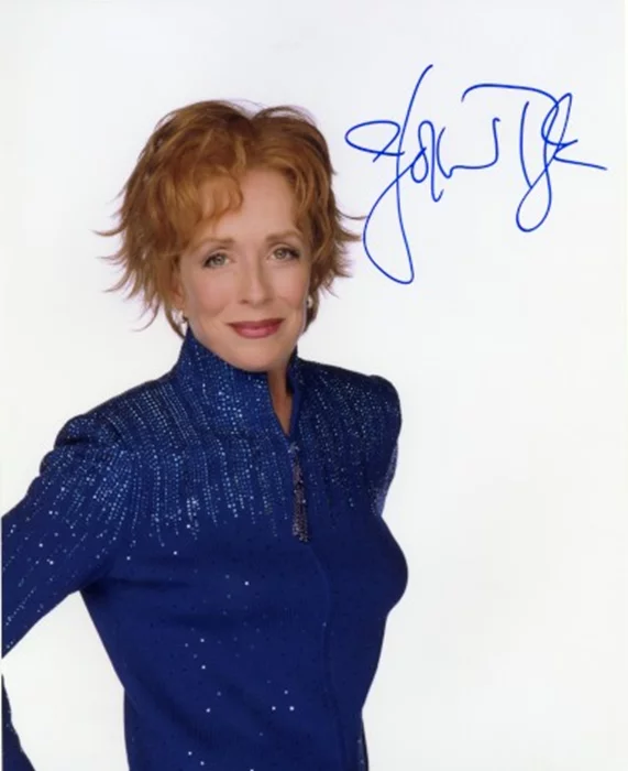 Holland Taylor autograph