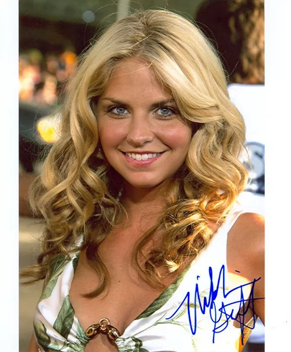 Nikki Griffin autograph