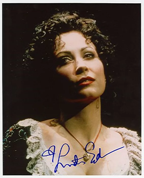 Linda Eder autograph