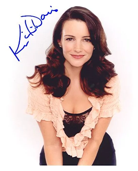 Kristin Davis autograph
