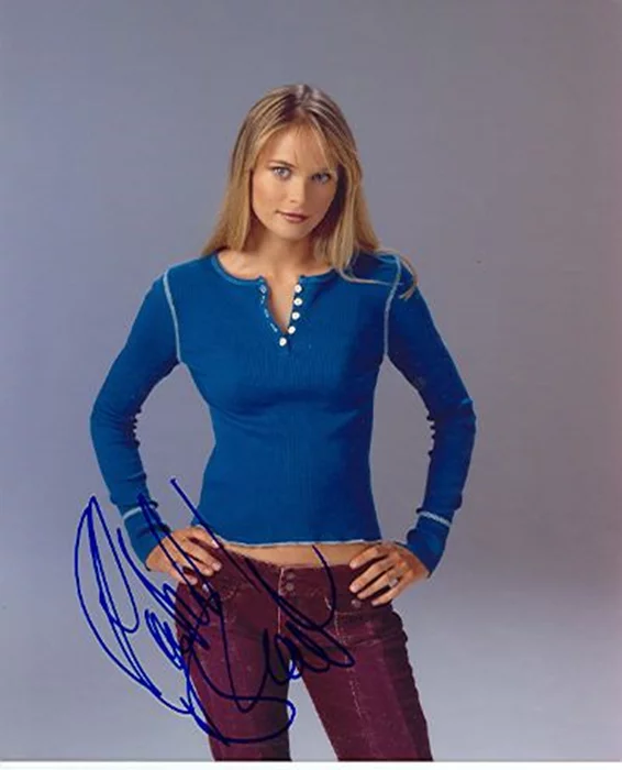 Rachel Blanchard autograph