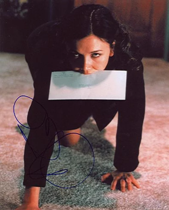 Maggie Gyllenhaal autograph