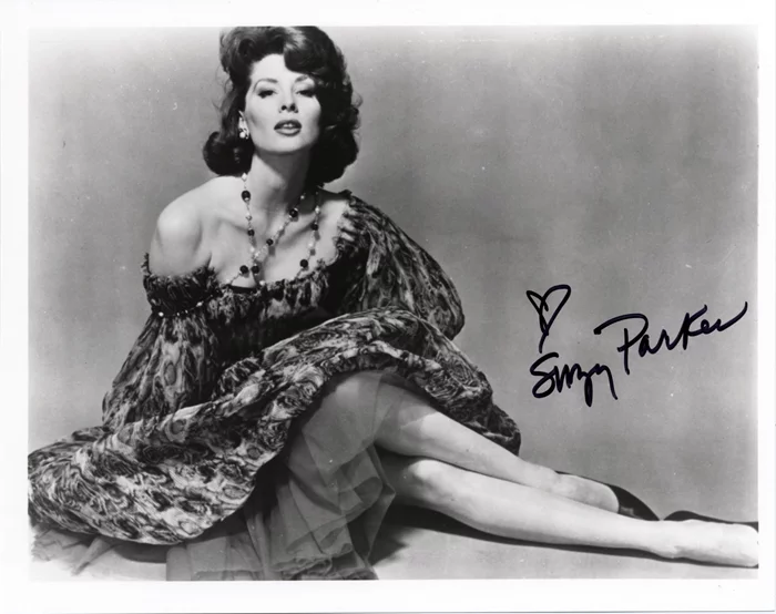 Suzy Parker autograph